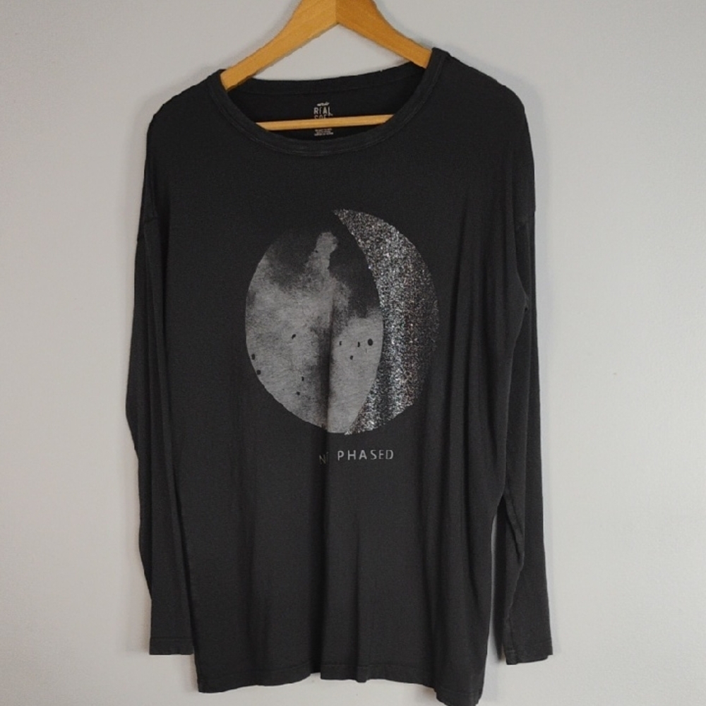 AERIE Real Soft Gray Moon NOT PHASED Graphic Long Sleeve Tee 100% Cotton Size XS